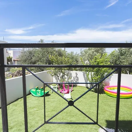 Casa Pierides *